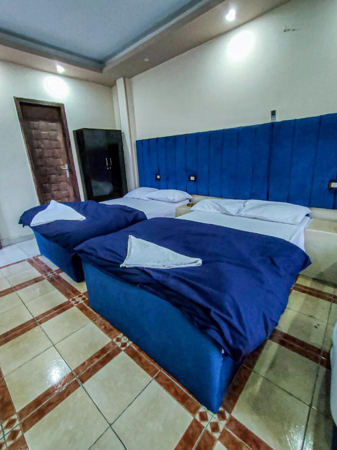 Happy Days Pyramids Inn Kafret el-Gabal المظهر الخارجي الصورة