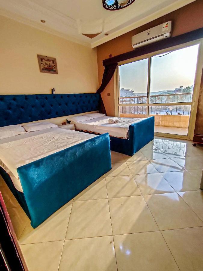 Happy Days Pyramids Inn Kafret el-Gabal المظهر الخارجي الصورة