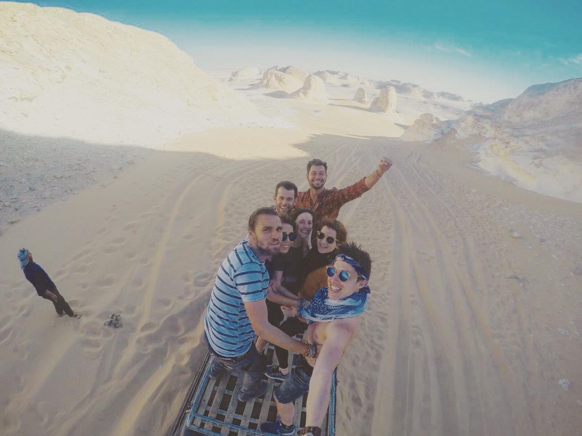Happy Days Pyramids Inn Kafret el-Gabal المظهر الخارجي الصورة