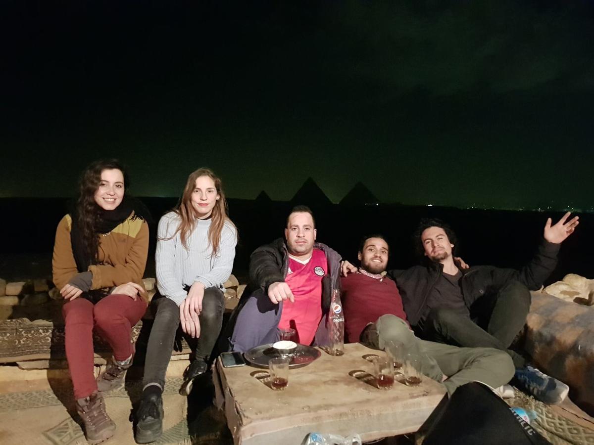 Happy Days Pyramids Inn Kafret el-Gabal المظهر الخارجي الصورة
