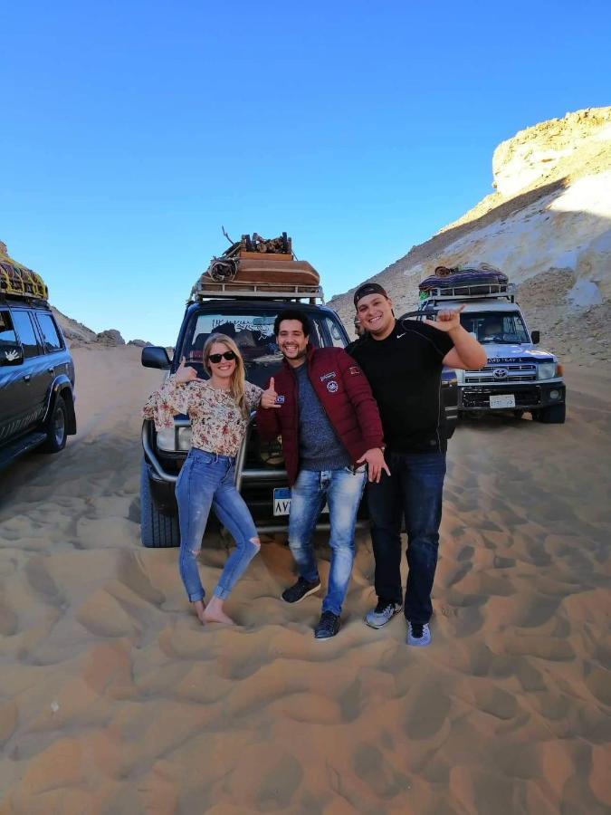Happy Days Pyramids Inn Kafret el-Gabal المظهر الخارجي الصورة